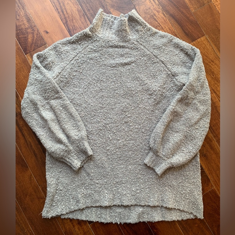 Aerie Oversized Mock-Neck Sweater Women’s M